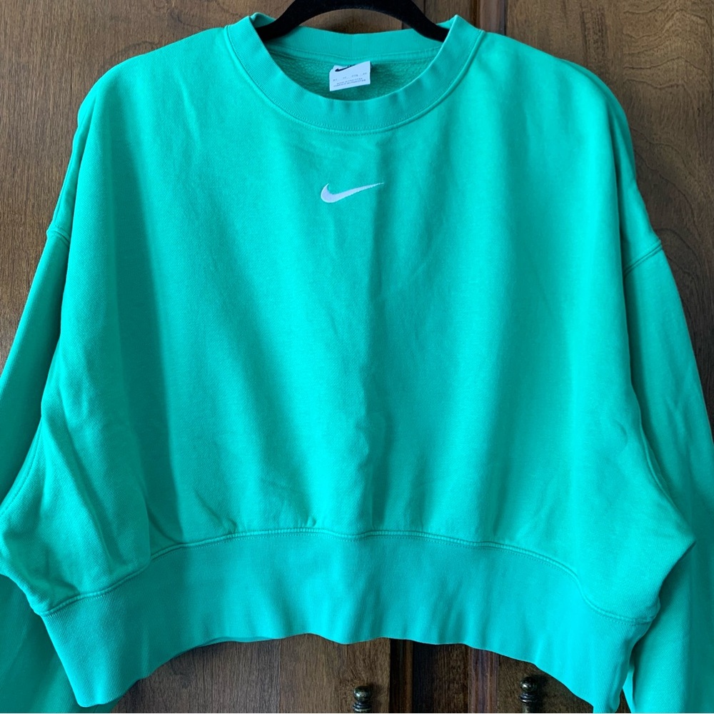 Nike Women's Cropped Crewneck Sweatshirt - Picture 2 of 6